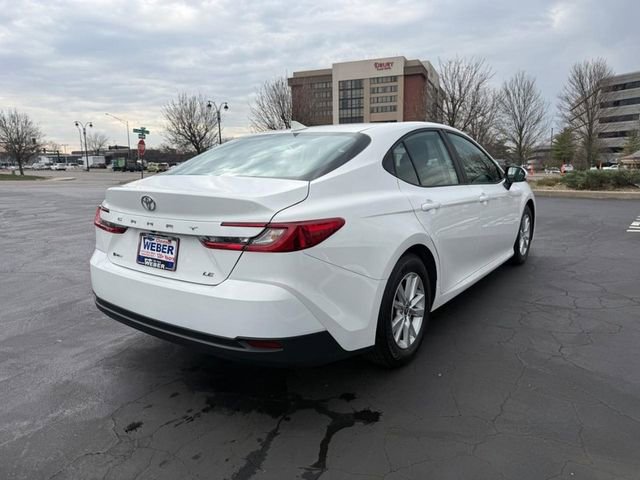 Used 2025 Toyota Camry LE image 7