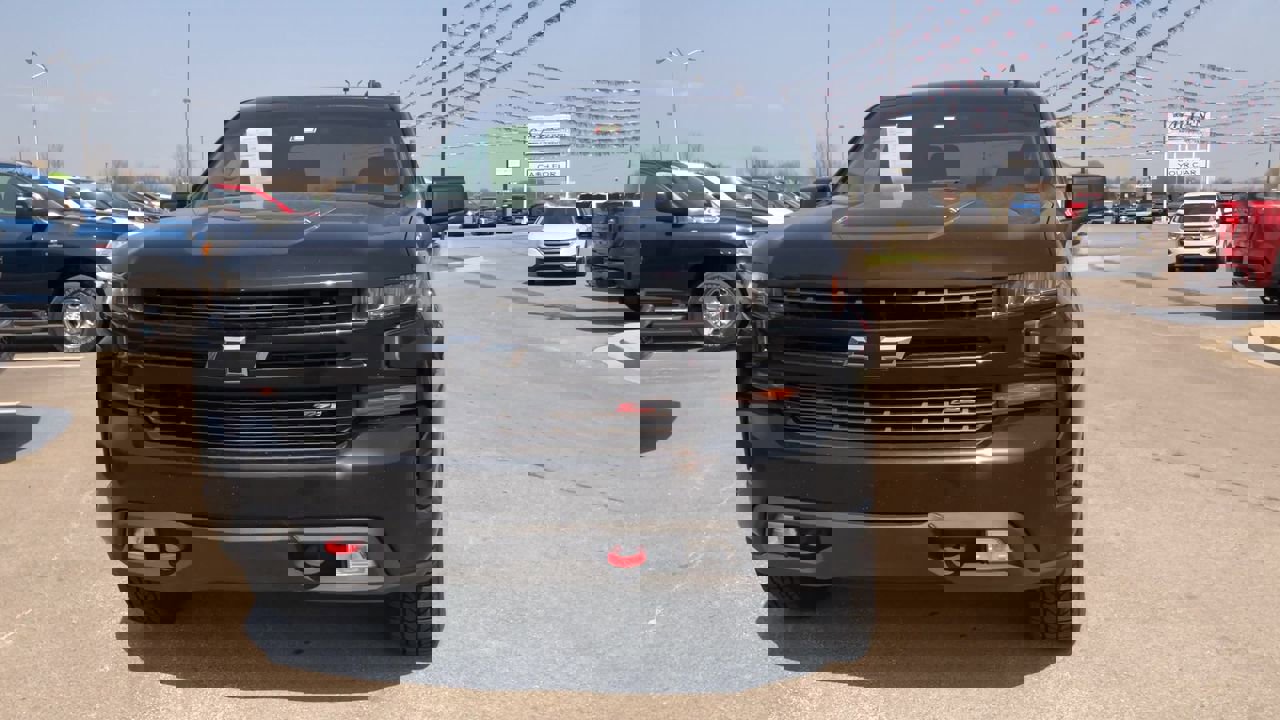 Used 2021 Chevrolet Silverado 1500 LT Trail Boss w/ Bed Protection Package image 3