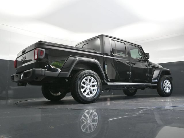 Used 2023 Jeep Gladiator Sport AWD/4WD image 30