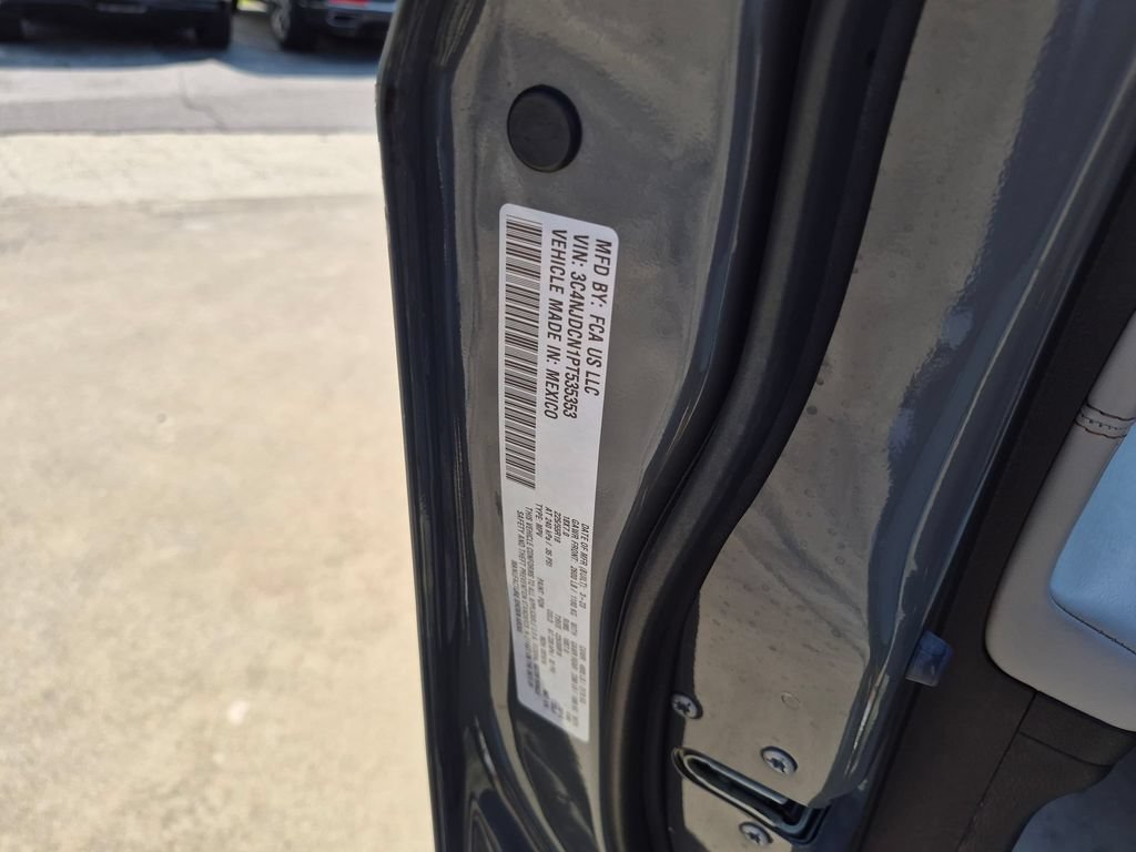 Used 2023 Jeep Compass Limited AWD/4WD image 28