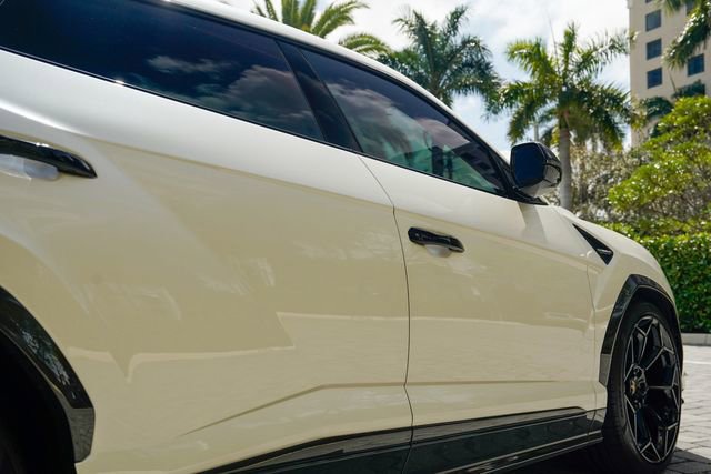 Used 2023 Lamborghini Urus Performante image 29