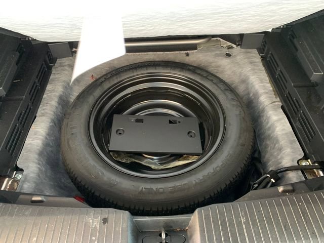 Used 2025 Nissan Rogue SV image 30