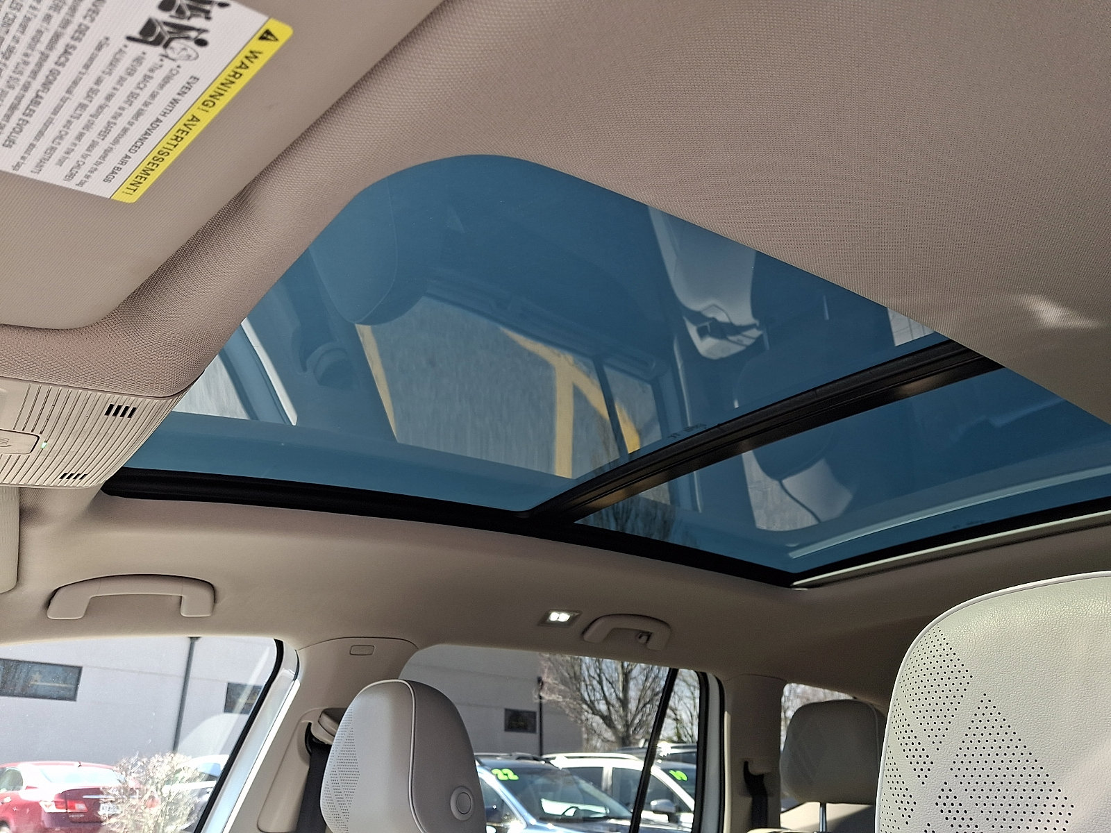 Used 2025 Volkswagen Atlas SEL Premium R-Line AWD/4WD image 14