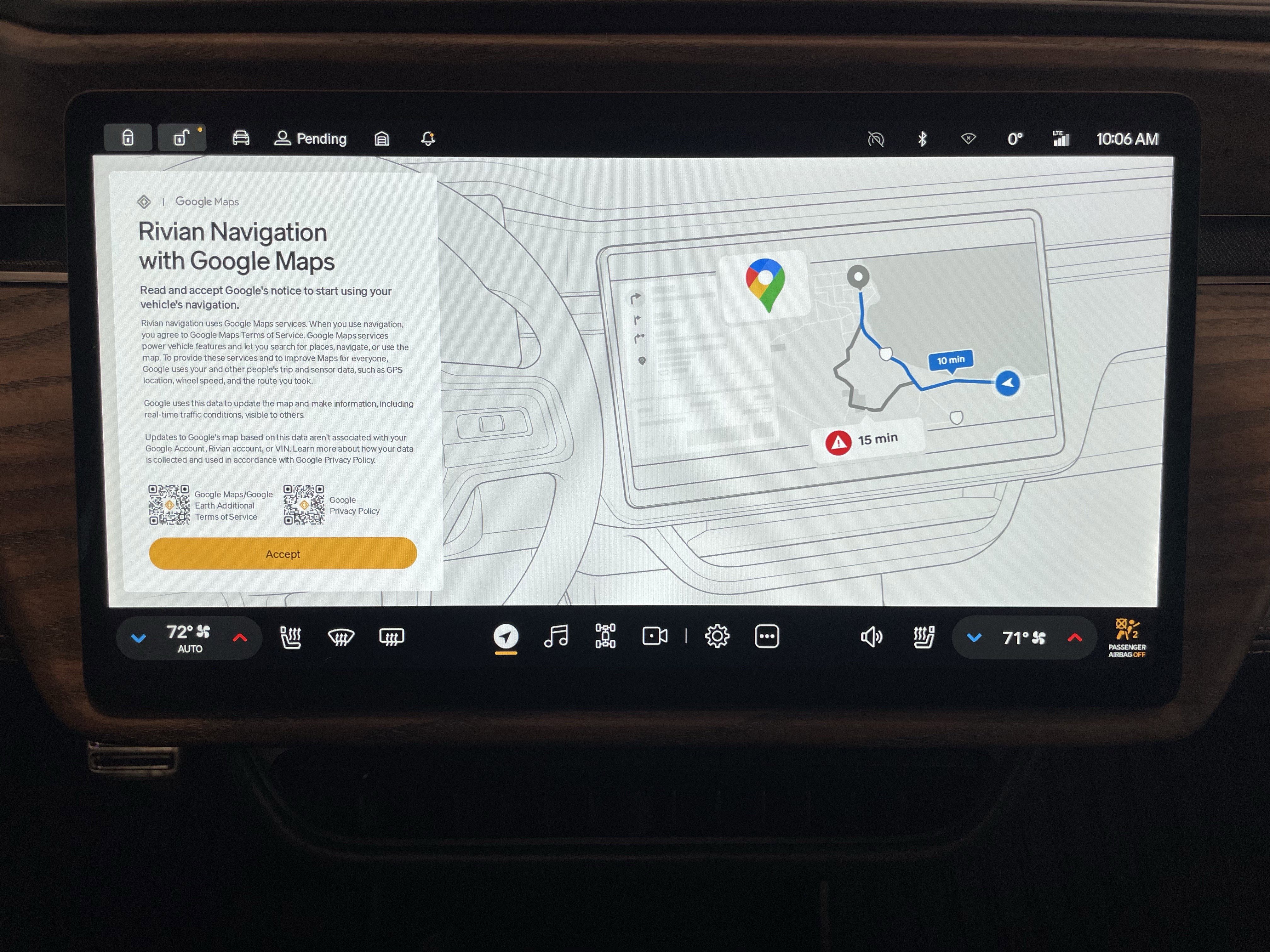Used 2025 Rivian R1S Premium image 27