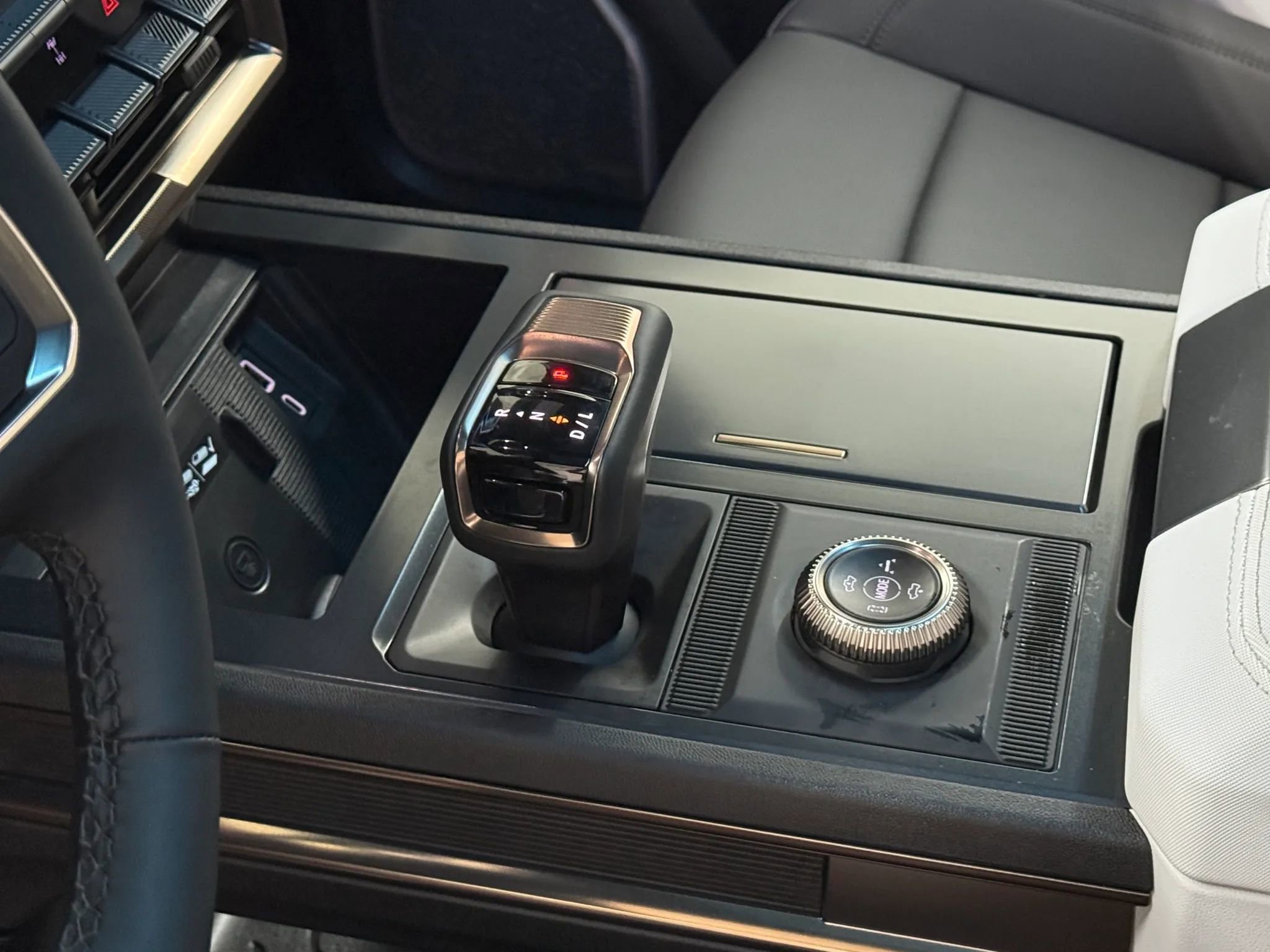 Used 2024 GMC Hummer EV 3X w/ Omega Edition image 34