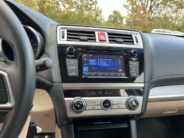 Used 2019 Subaru Outback 2.5i AWD/4WD image 14