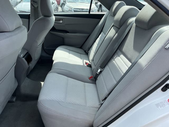 Used 2016 Toyota Camry LE FWD image 24