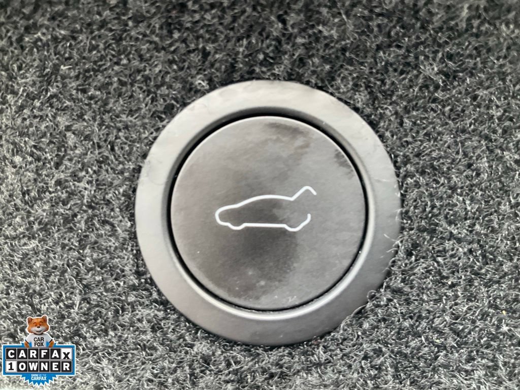 Used 2026 Tesla Model Y Long Range AWD/4WD image 11