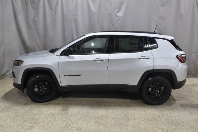 New 2026 Jeep Compass Latitude image 6