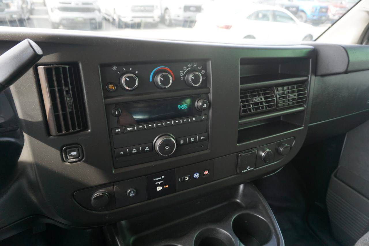 Used 2021 Chevrolet Express 2500 w/ Enhanced Convenience Package RWD image 16