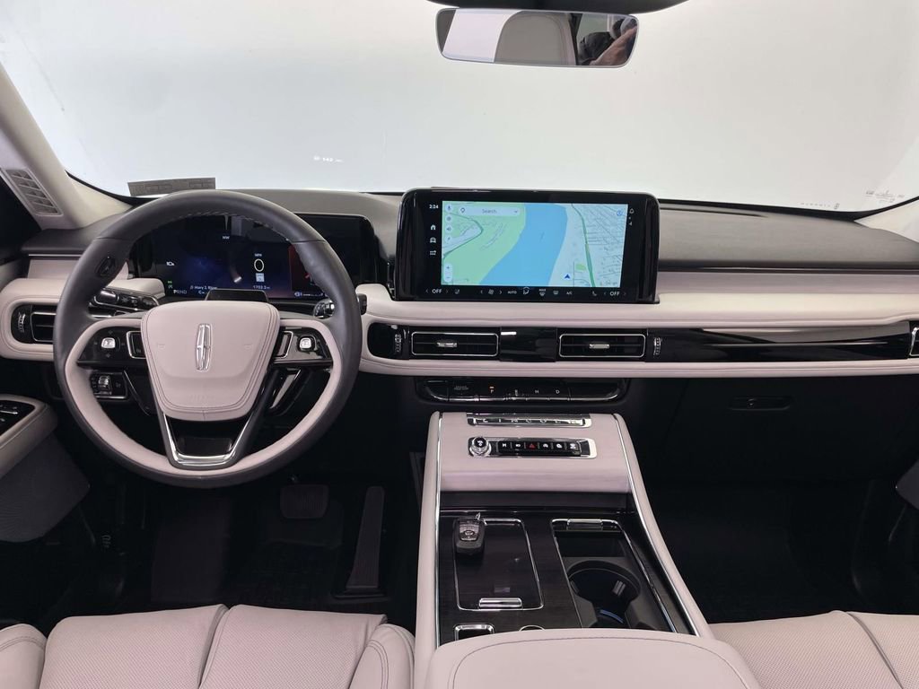 Used 2026 Lincoln Aviator Reserve image 26