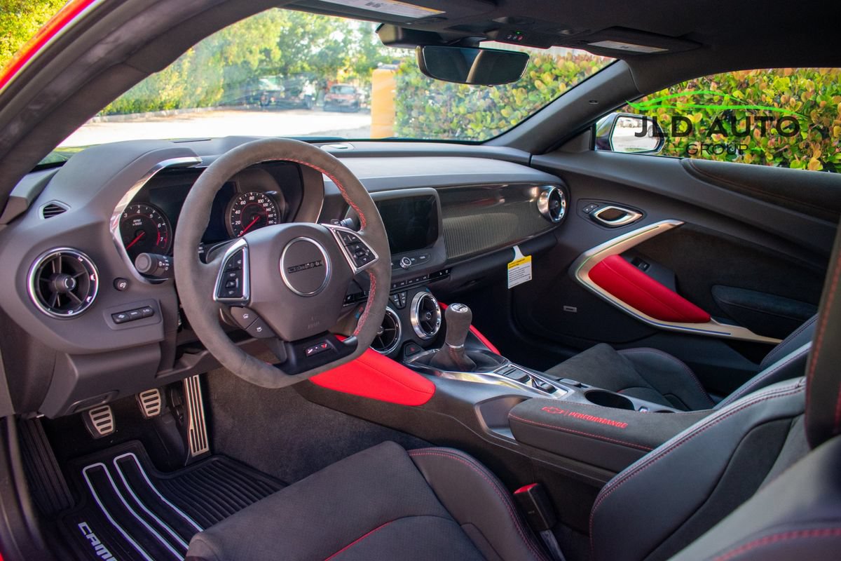Used 2023 Chevrolet Camaro ZL1 RWD image 7