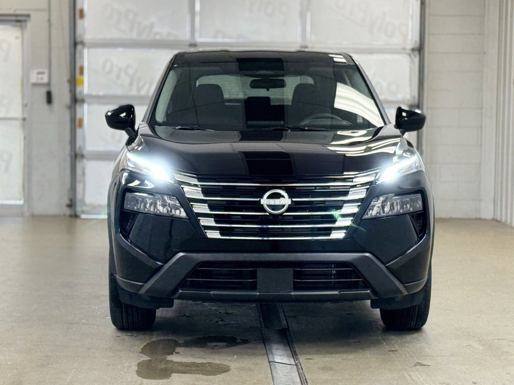 New 2026 Nissan Rogue SV image 2