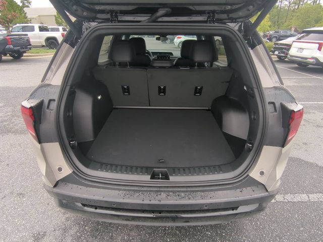 New 2027 GMC Terrain Elevation w/ Elevation Premium Package AWD/4WD image 36