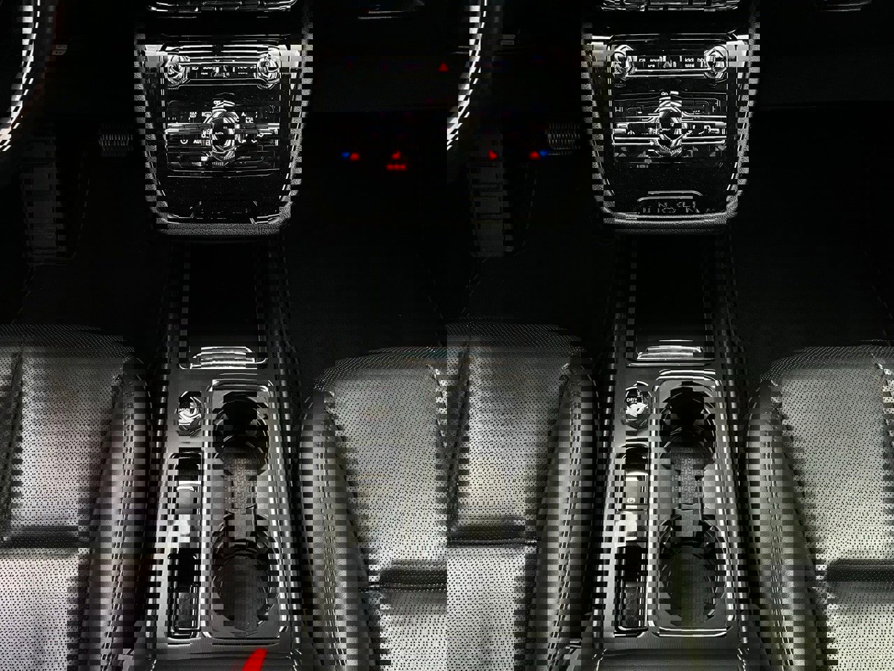 Used 2020 Lincoln Corsair FWD w/ Equipment Group 101A image 14