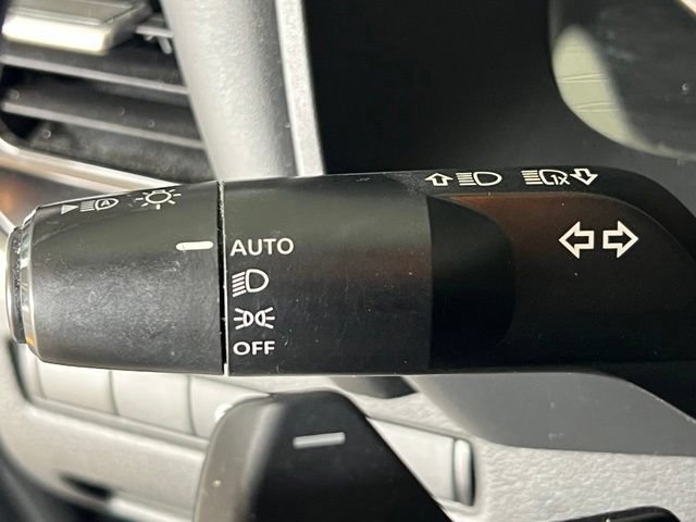 Used 2021 Nissan Rogue SV FWD image 18