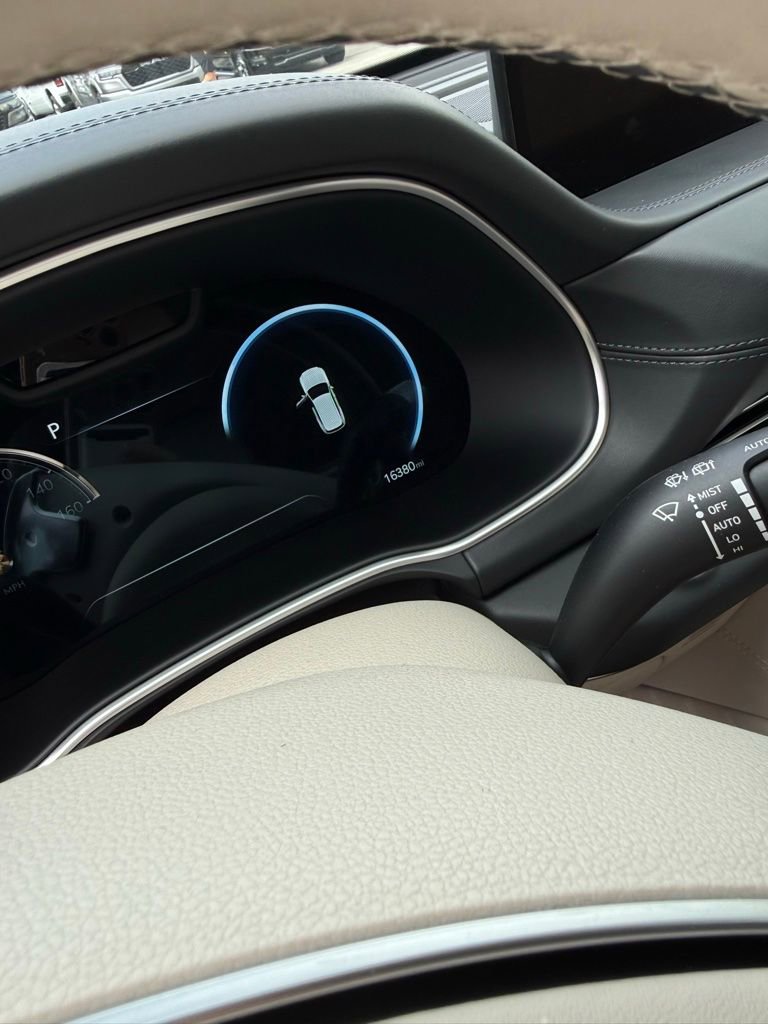 Used 2021 Genesis GV80 3.5T w/ Prestige Package 07 AWD/4WD image 12