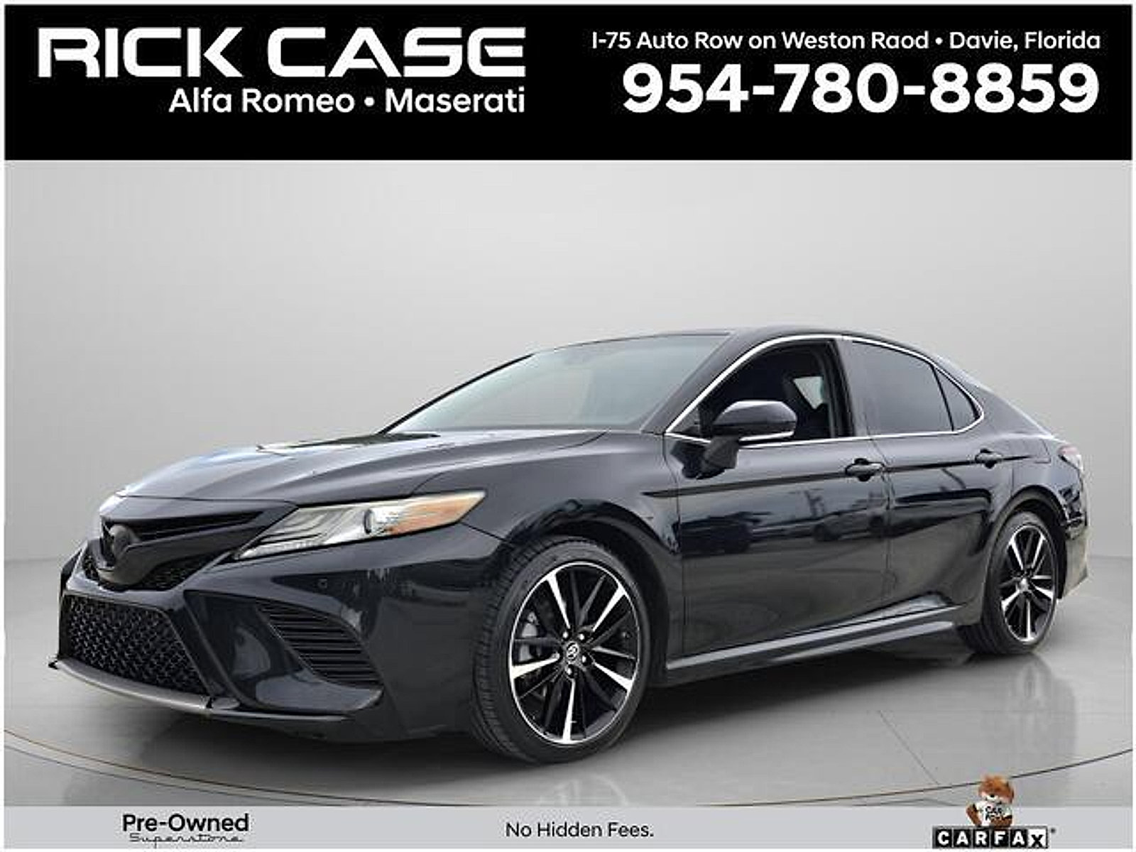Used 2018 Toyota Camry XSE FWD image 1