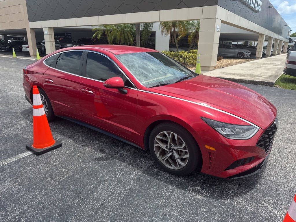 Used 2020 Hyundai Sonata SEL w/ Premium Package FWD image 4