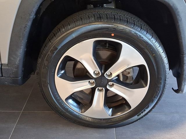 Used 2018 Jeep Compass Latitude w/ Cold Weather Group image 7