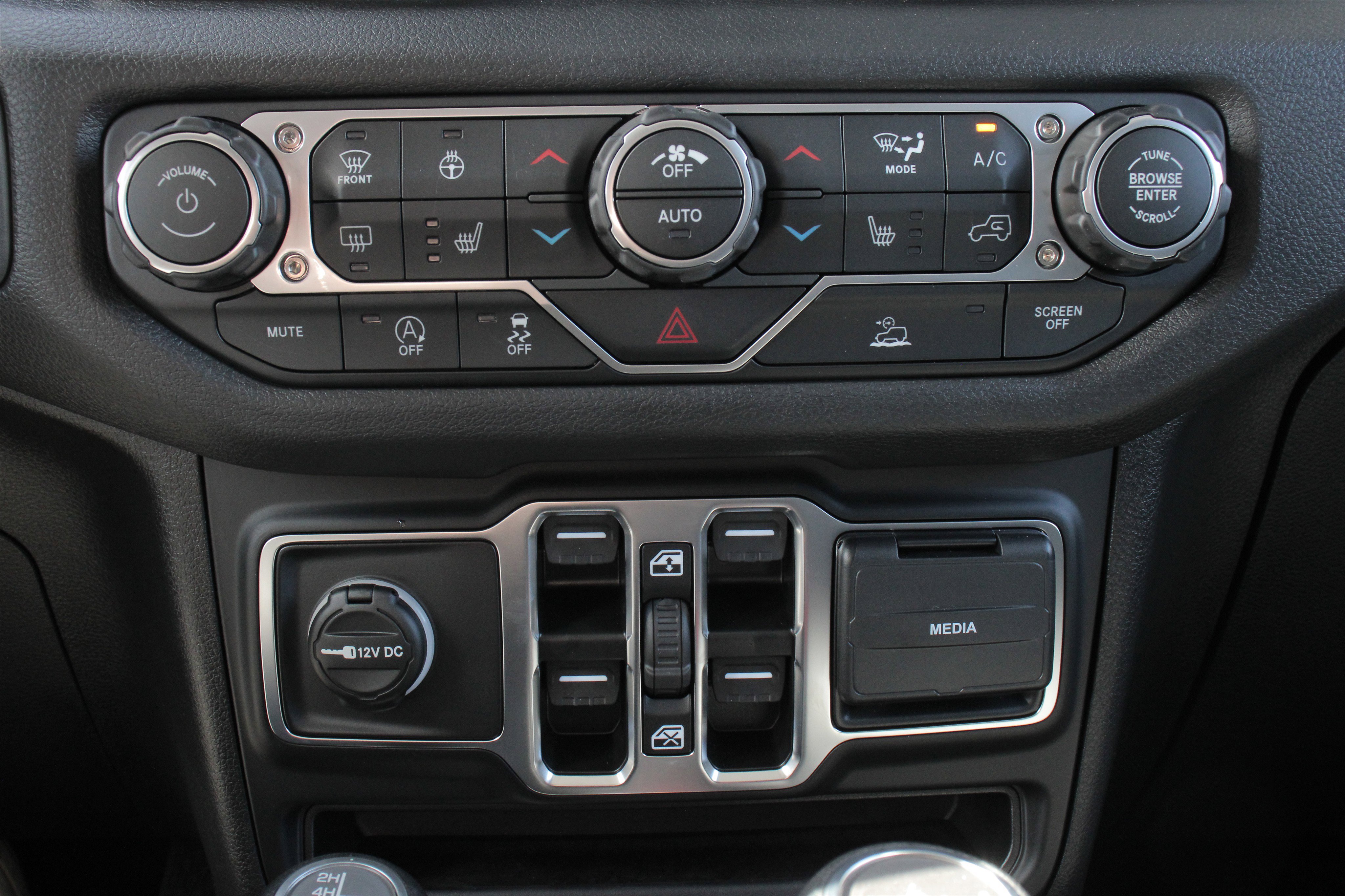 New 2026 Jeep Wrangler Unlimited Sport AWD/4WD image 19