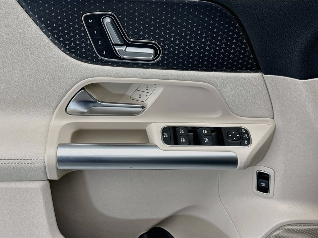 Certified 2026 Mercedes-Benz GLA 250 image 21