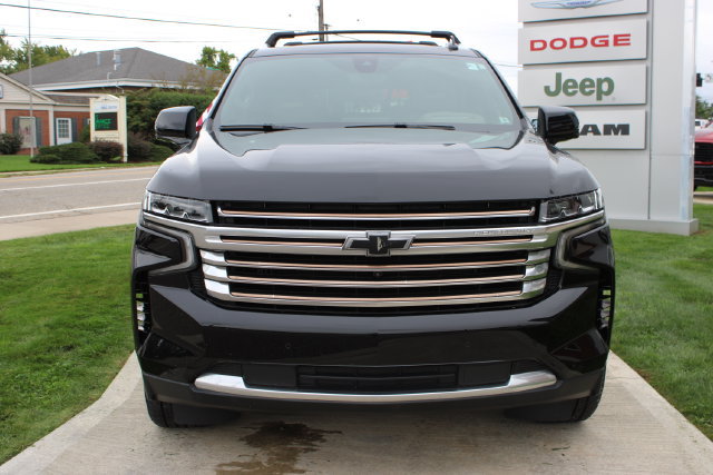 Used 2022 Chevrolet Tahoe High Country w/ Max Trailering Package AWD/4WD image 6