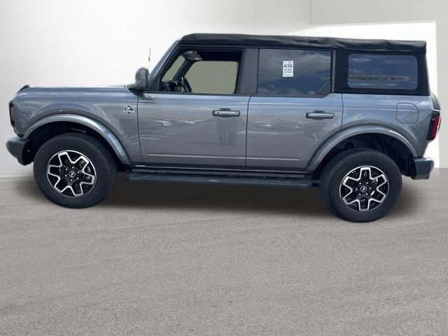 Used 2023 Ford Bronco Outer Banks AWD/4WD image 2
