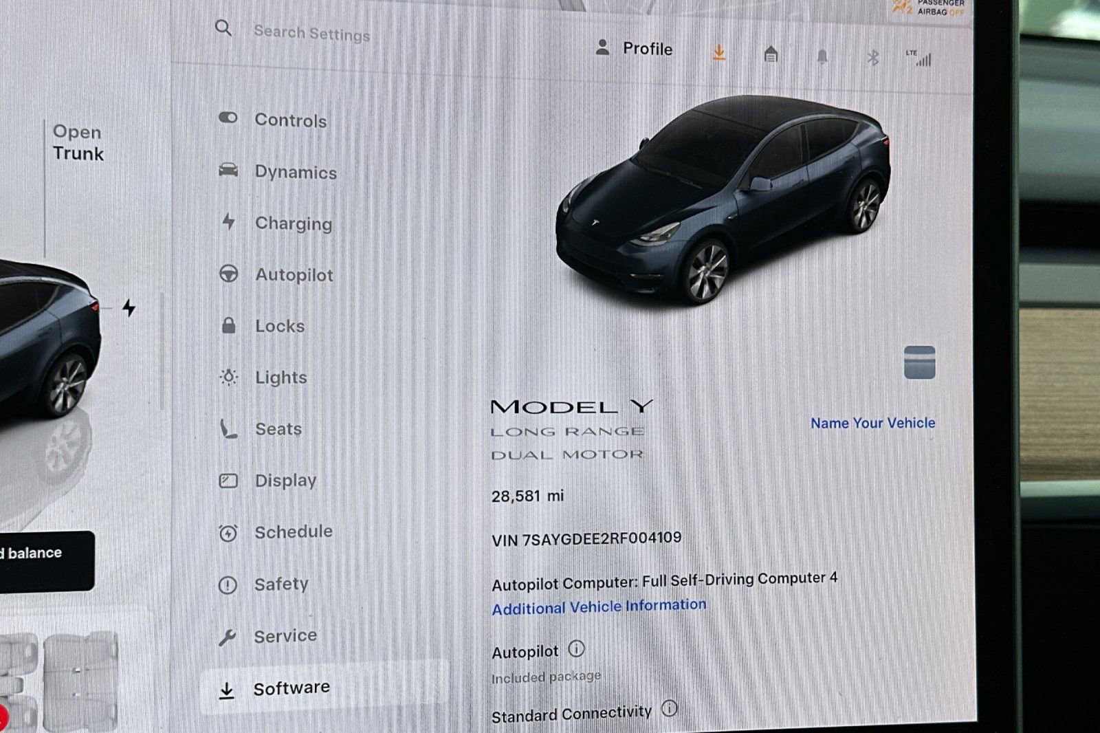 Used 2024 Tesla Model Y Long Range image 29