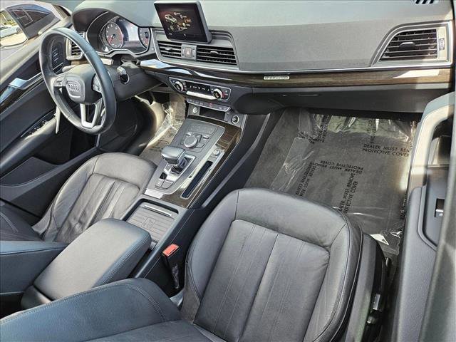 Used 2020 Audi Q5 2.0T Premium w/ Convenience Package AWD/4WD image 17