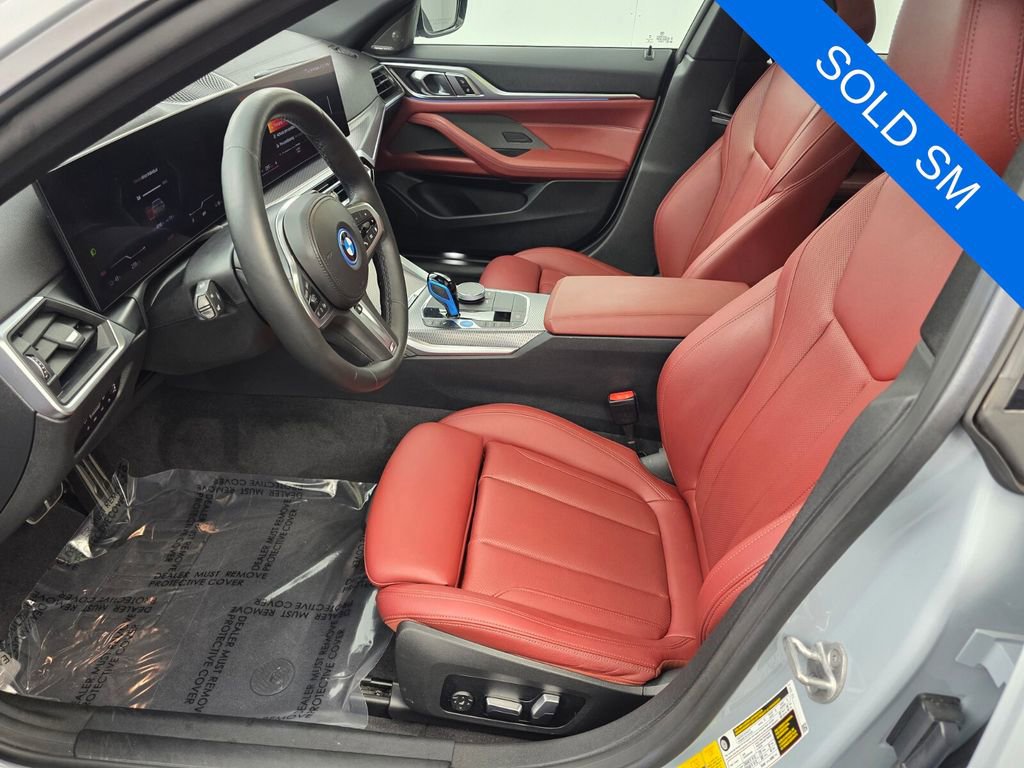 Used 2022 BMW i4 eDrive40 w/ M Sport Package RWD image 9