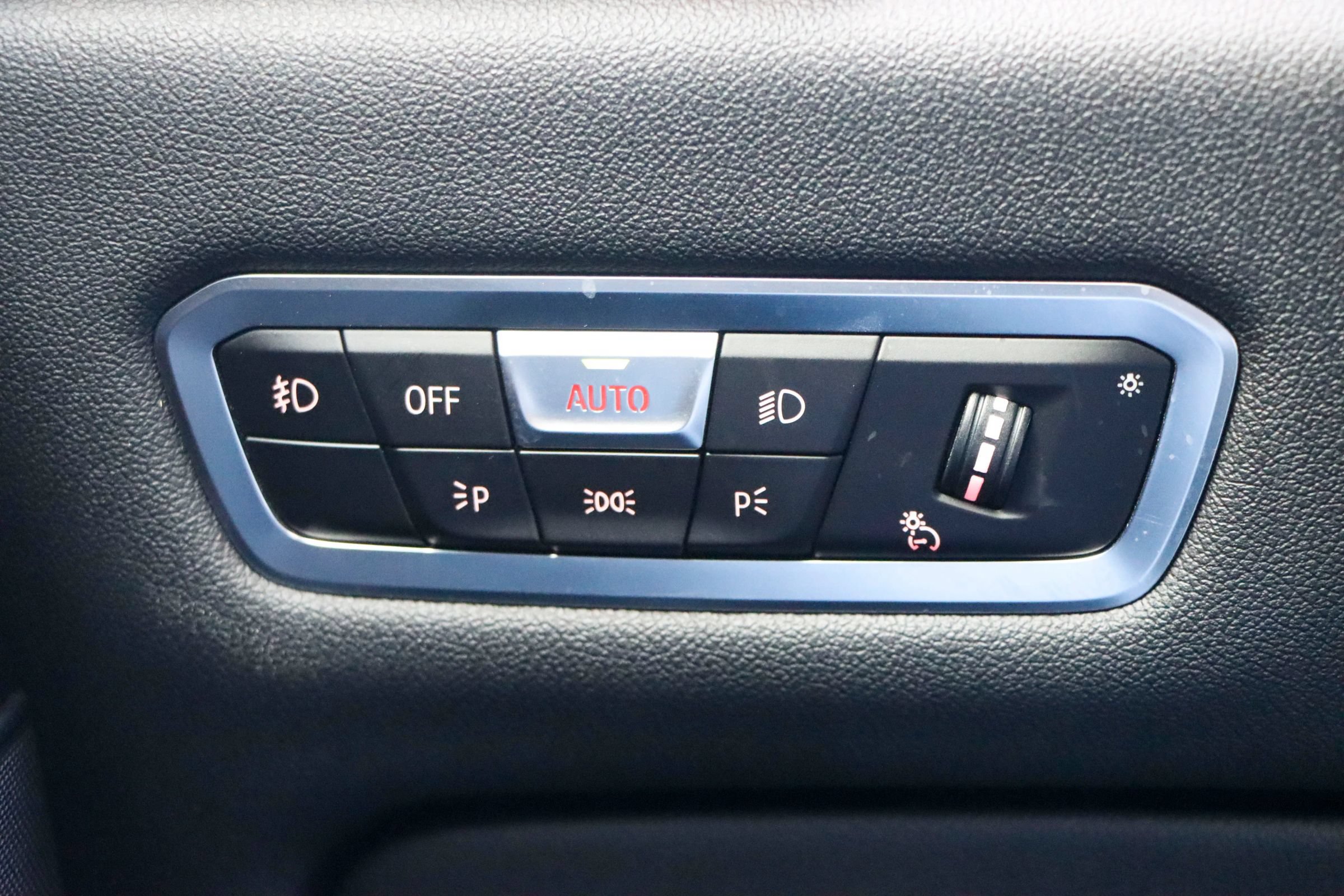 Used 2020 BMW X5 xDrive40i AWD/4WD image 31