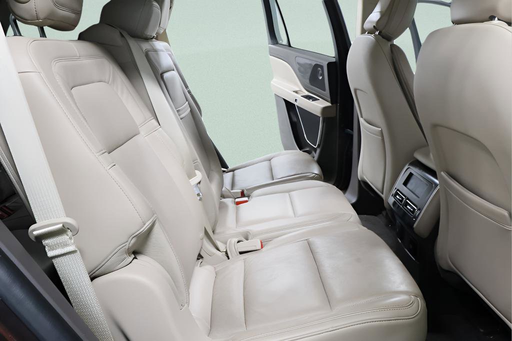 Used 2020 Lincoln Aviator Reserve w/ Elements Package Plus image 27