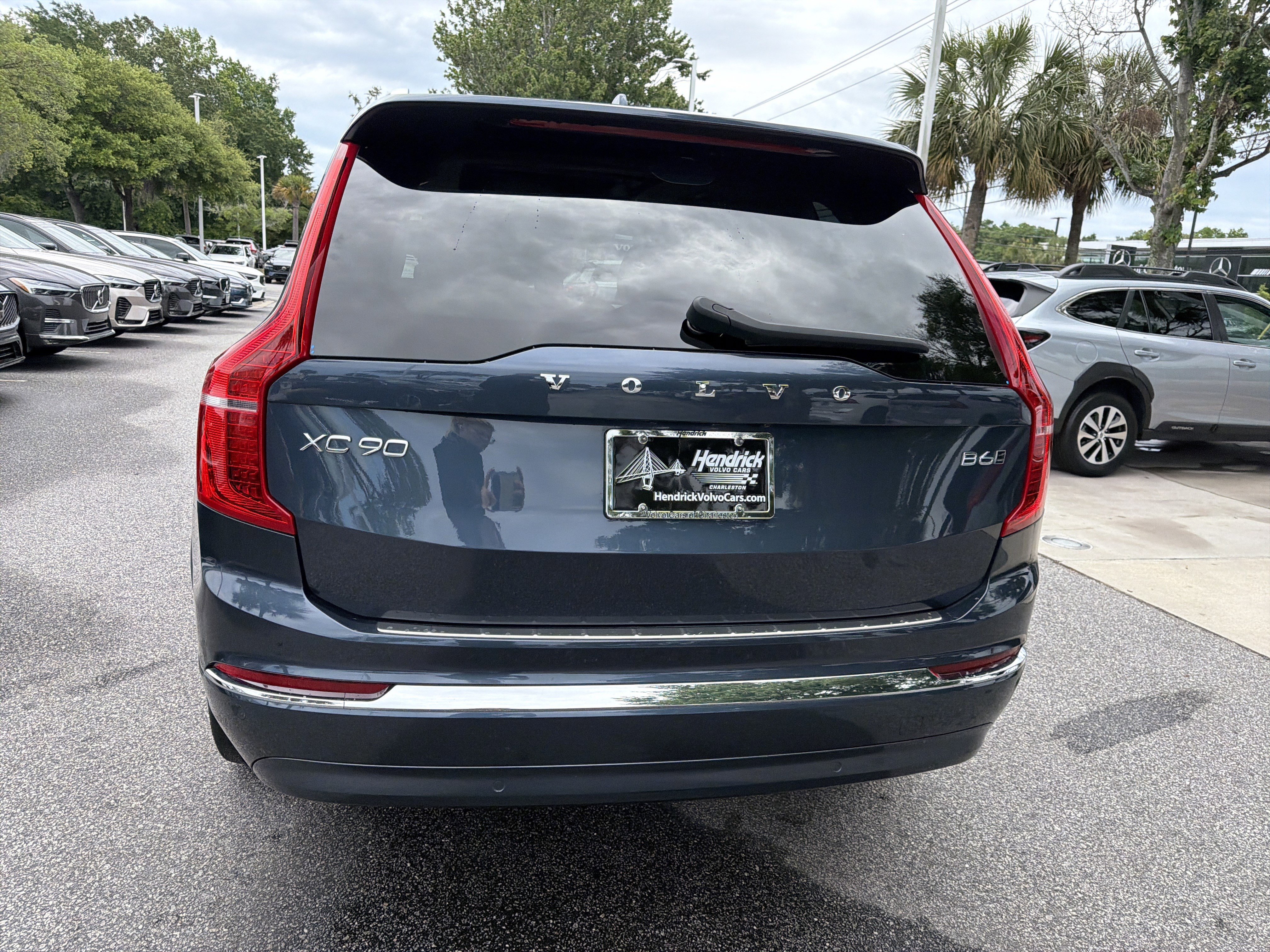 Used 2024 Volvo XC90 B6 Ultimate w/ Protection Package Premier AWD/4WD image 9