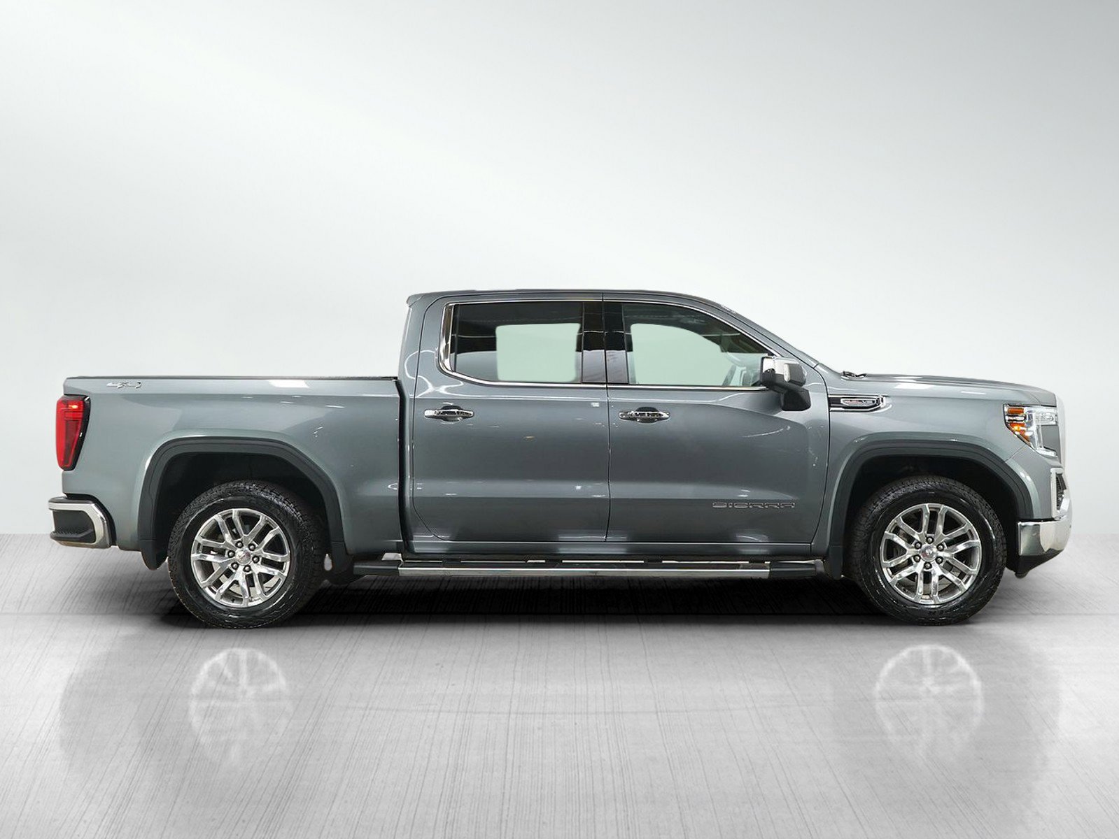Used 2020 GMC Sierra 1500 SLT w/ SLT Premium Plus Package AWD/4WD image 5