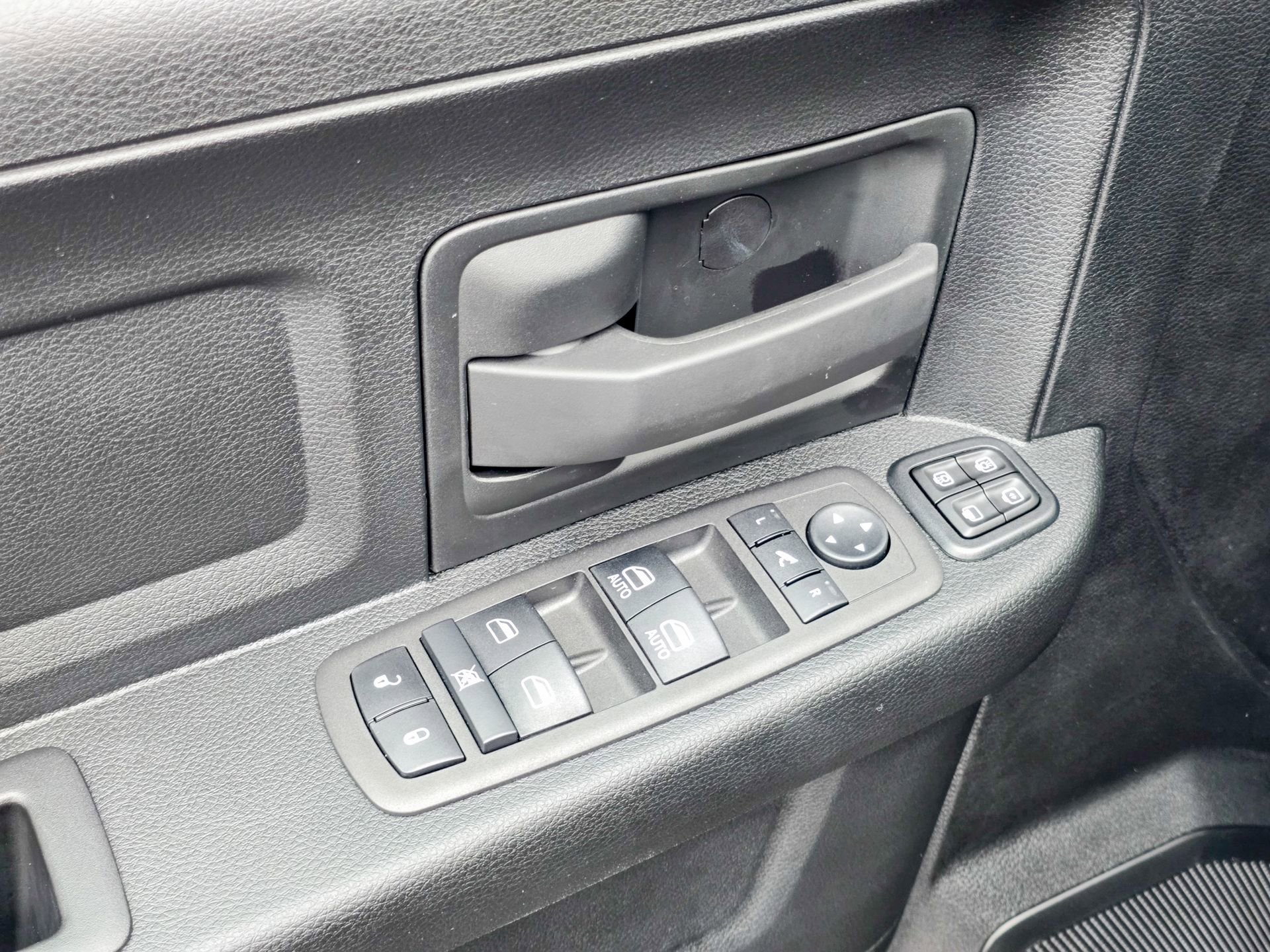 Used 2024 RAM 3500 Tradesman w/ Towing Technology Group image 18