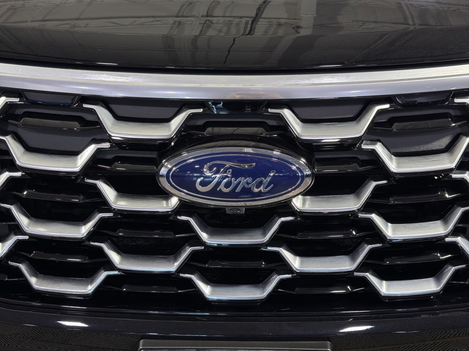 New 2026 Ford Explorer Platinum w/ LUX Leather Package AWD/4WD image 12