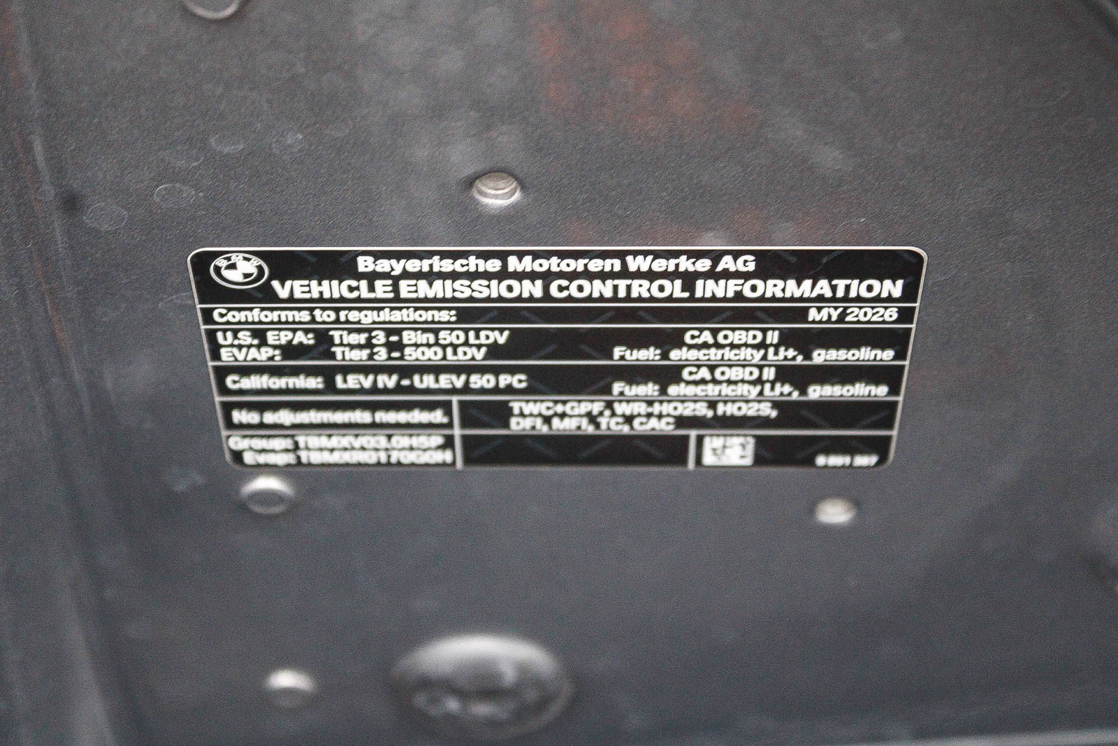 Certified 2026 BMW 550e xDrive AWD/4WD image 28