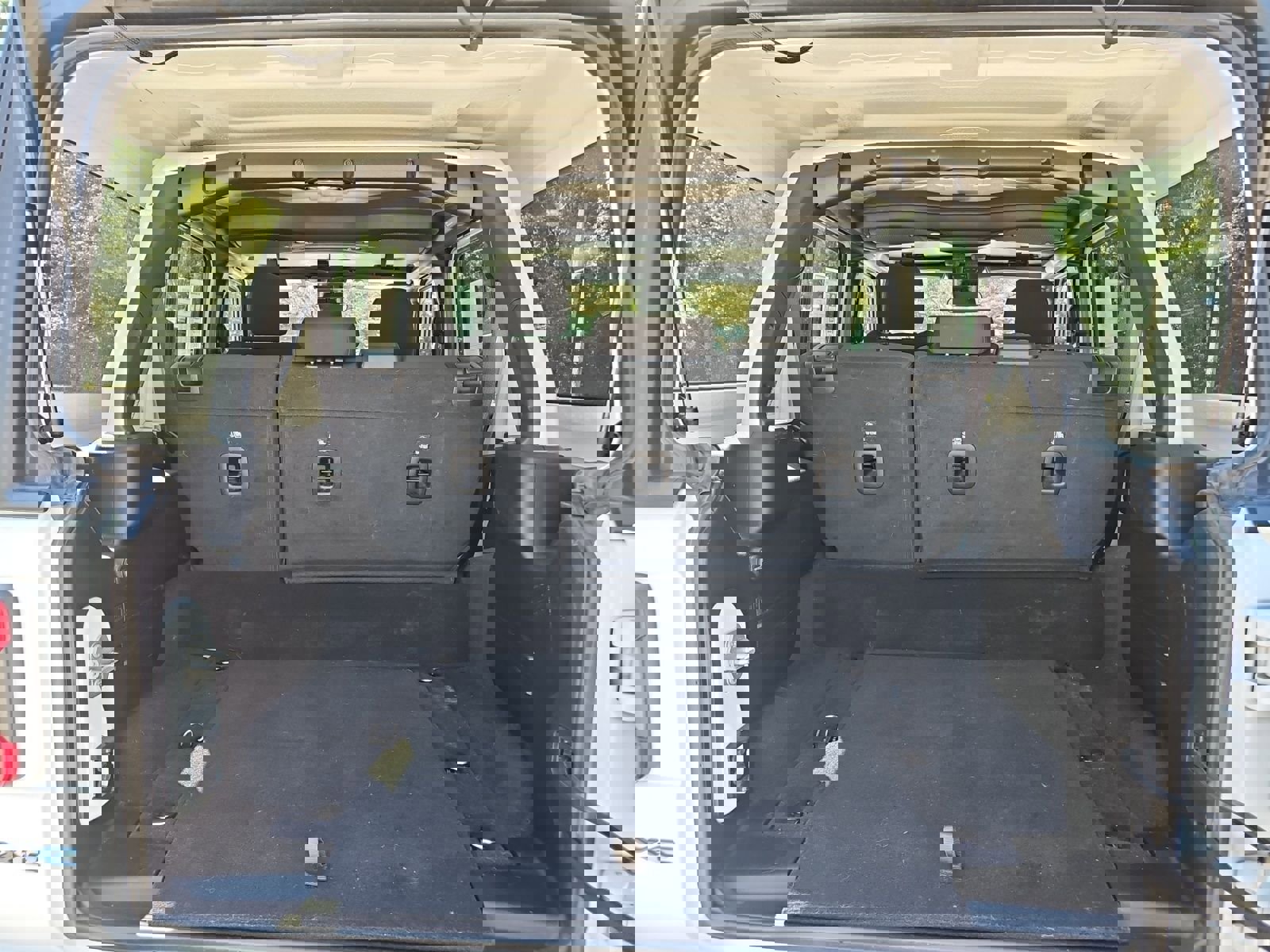 Used 2024 Jeep Wrangler Unlimited Rubicon 4xe image 19