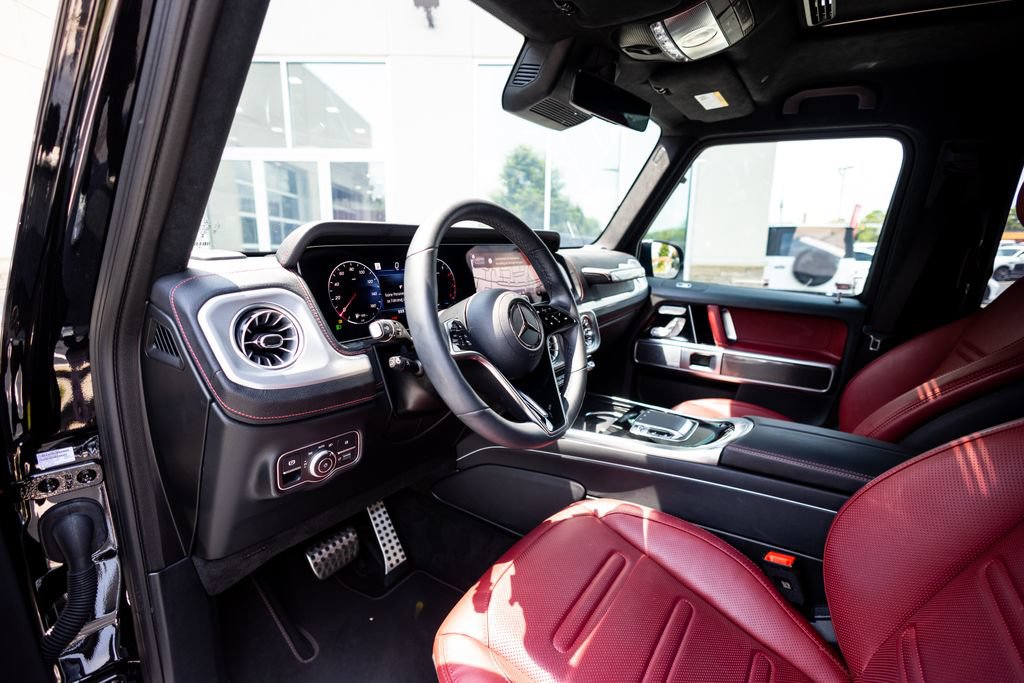 Used 2025 Mercedes-Benz G 550 image 21