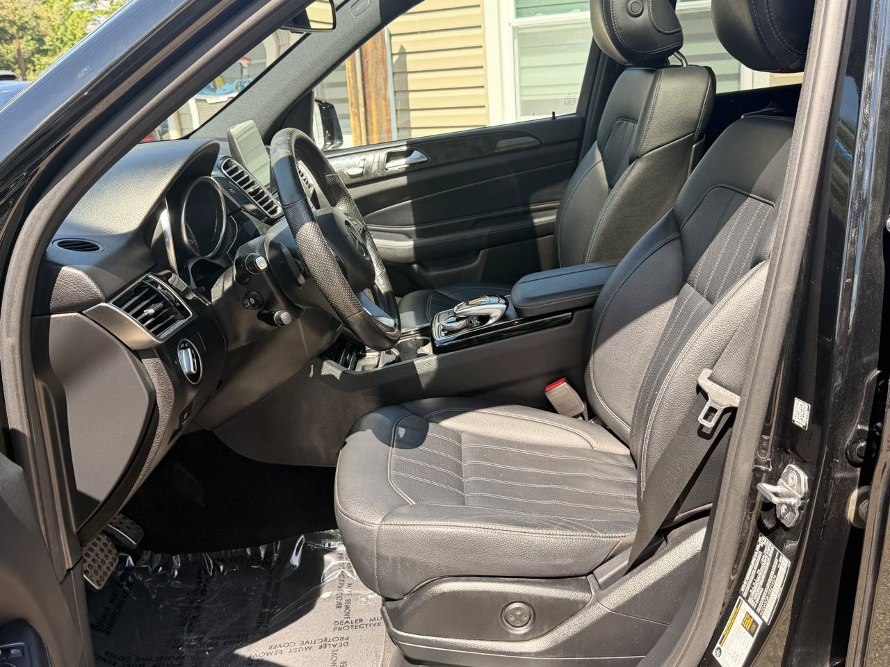 Used 2019 Mercedes-Benz GLE 400 4MATIC w/ Premium 1 Package image 18