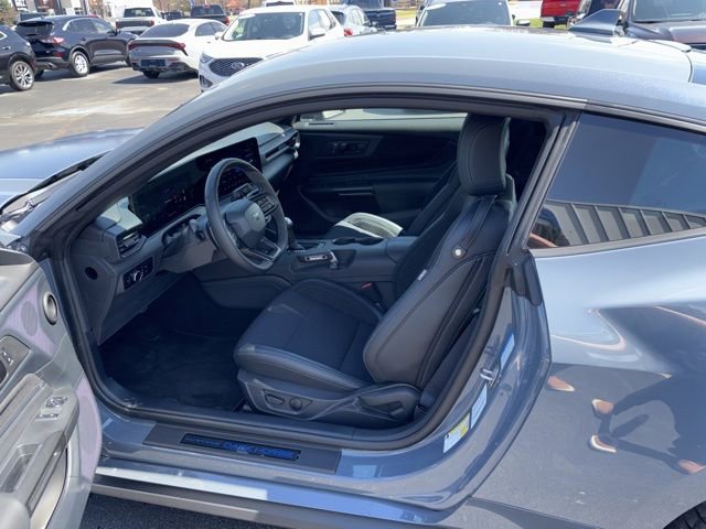Used 2024 Ford Mustang Dark Horse RWD image 23