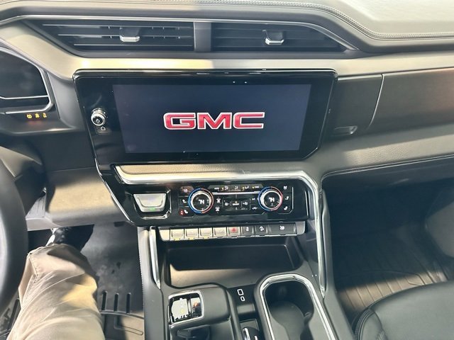 Used 2024 GMC Sierra 1500 Denali image 10