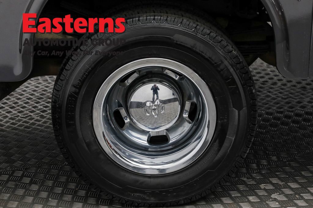 Used 2018 RAM 3500 Tradesman w/ Chrome Appearance Group image 28