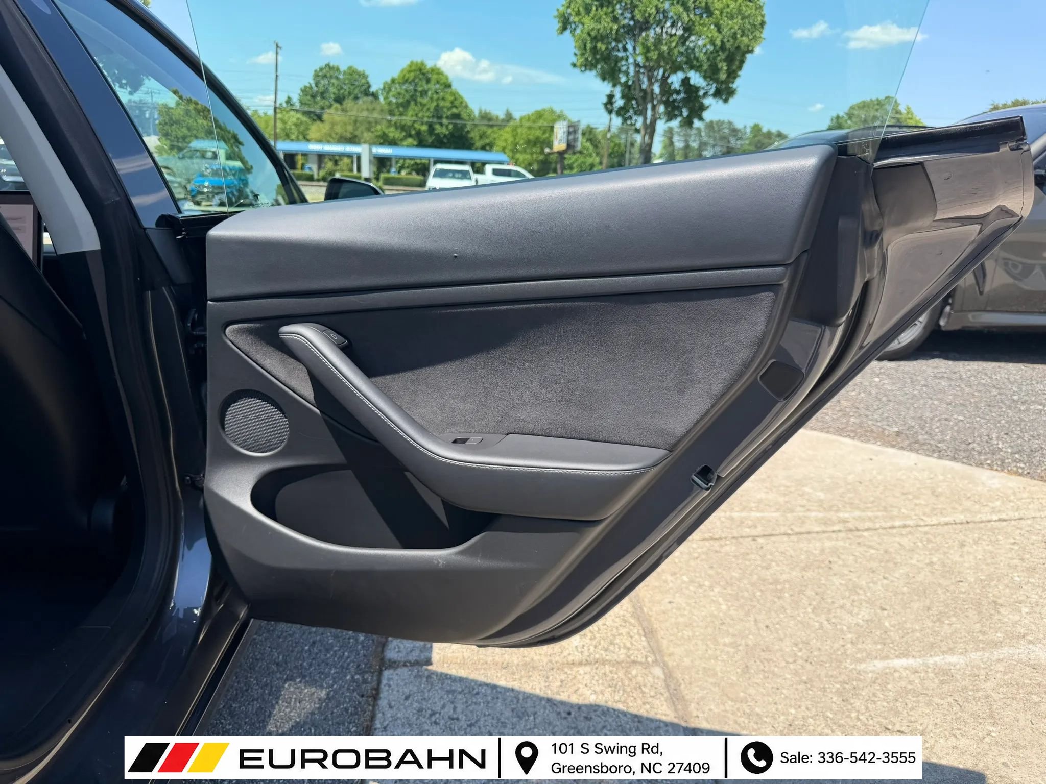 Used 2023 Tesla Model 3 Standard Range RWD image 19