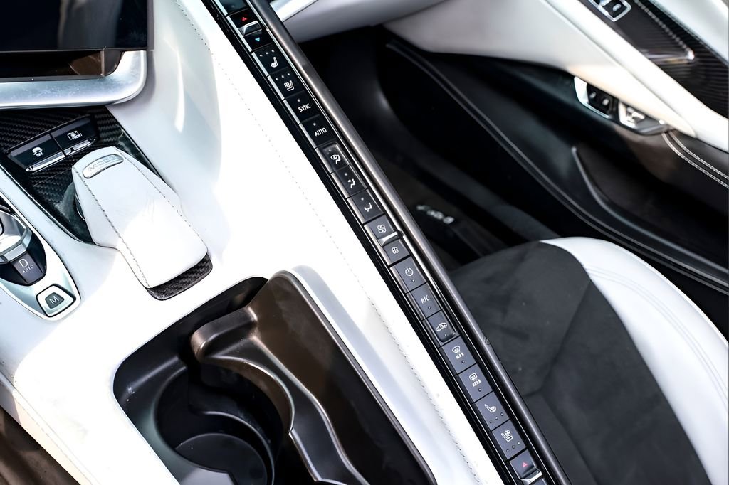 Used 2023 Chevrolet Corvette Stingray Premium Conv w/ Z51 Performance Package image 44