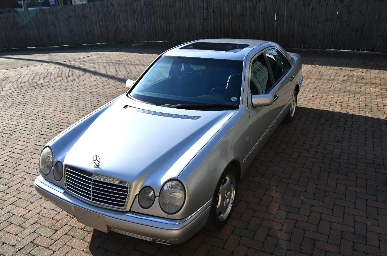 Used 1997 Mercedes-Benz E 420 image 11
