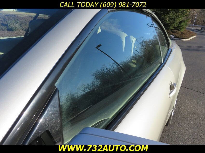 Used 2005 BMW 645Ci Convertible image 32