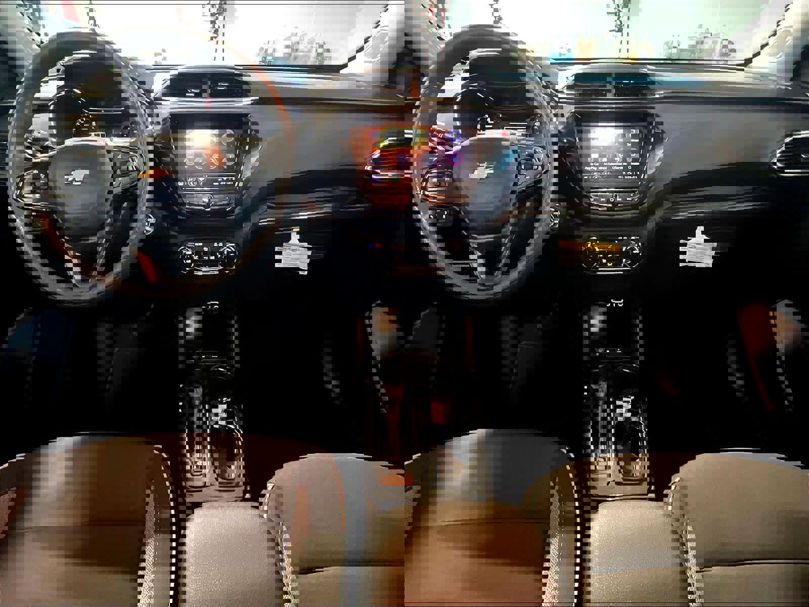 Used 2022 Chevrolet TrailBlazer LT w/ Convenience Package image 21