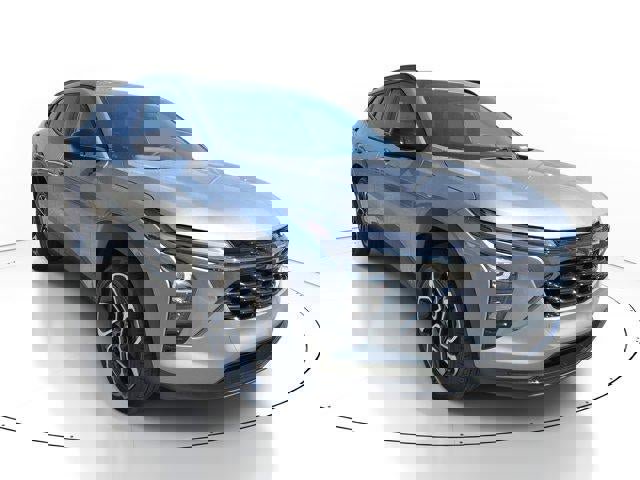 Used 2025 Chevrolet Trax RS w/ Sunroof Package FWD image 2